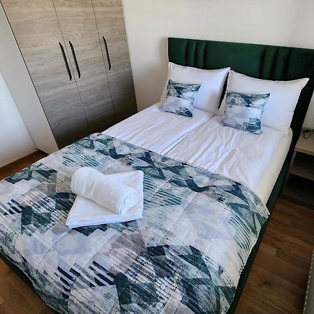 Appartamento Ada Nostra Banja Luka Esterno foto